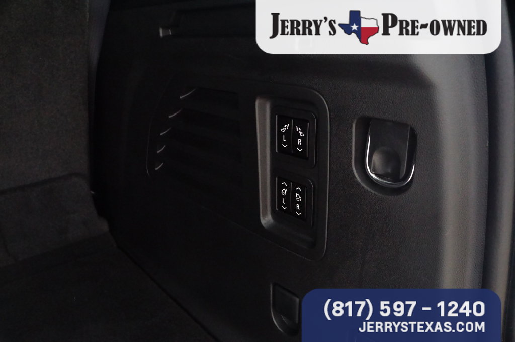 Used 2026 Chevrolet Traverse RS FWD image 24