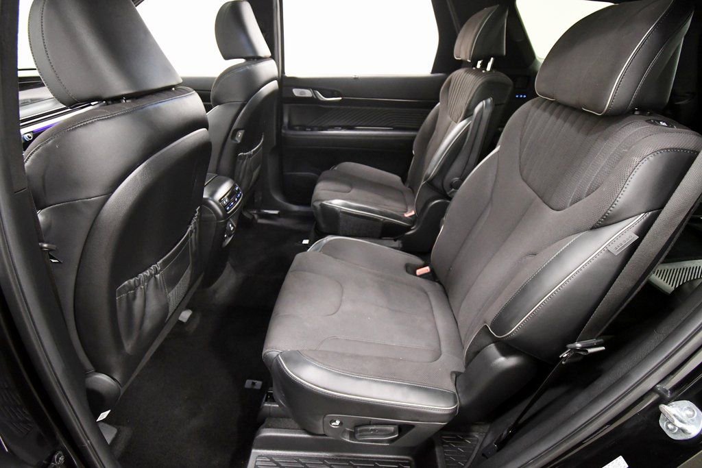 Used 2024 Hyundai Palisade Calligraphy image 16