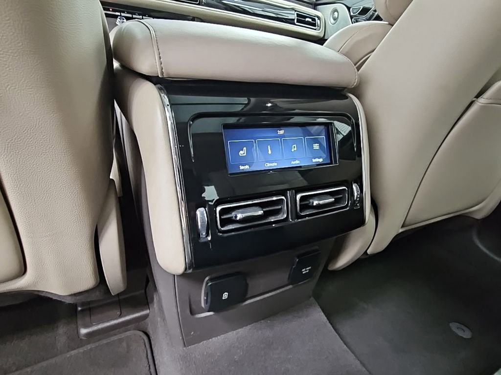 Used 2020 Lincoln Aviator Reserve w/ Equipment Group 202A image 35