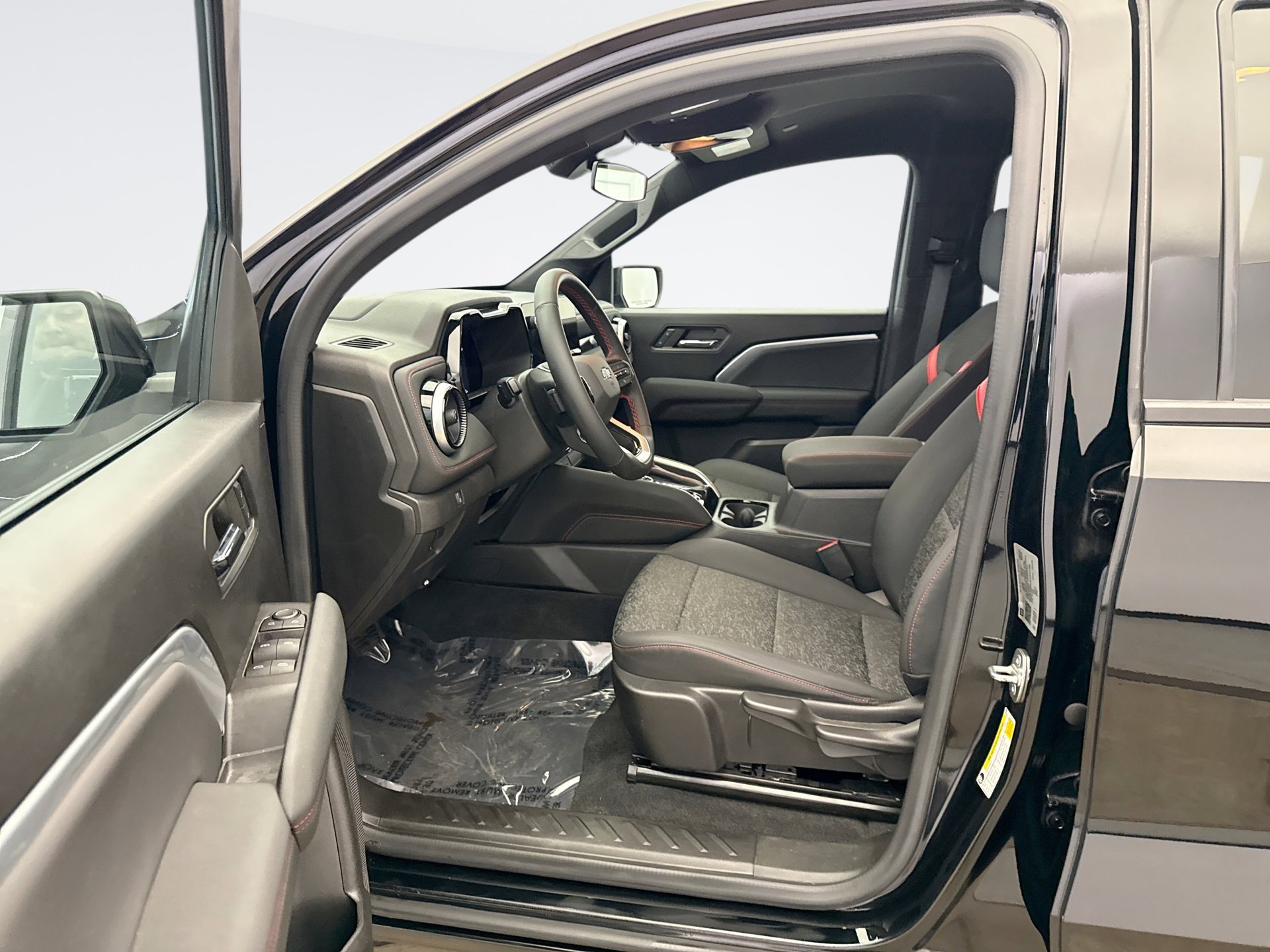 Used 2023 Chevrolet Colorado Z71 w/ Advanced Trailering Package image 10