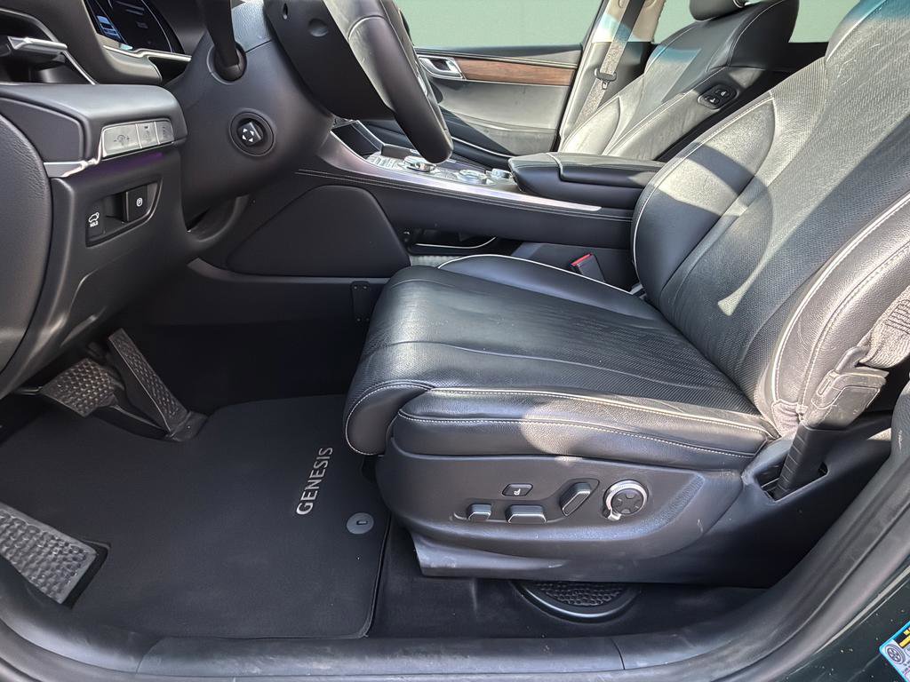 Used 2023 Genesis GV80 2.5T w/ Prestige 20" Package image 19