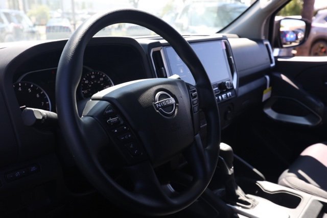 New 2026 Nissan Frontier SV w/ Tow Package image 14