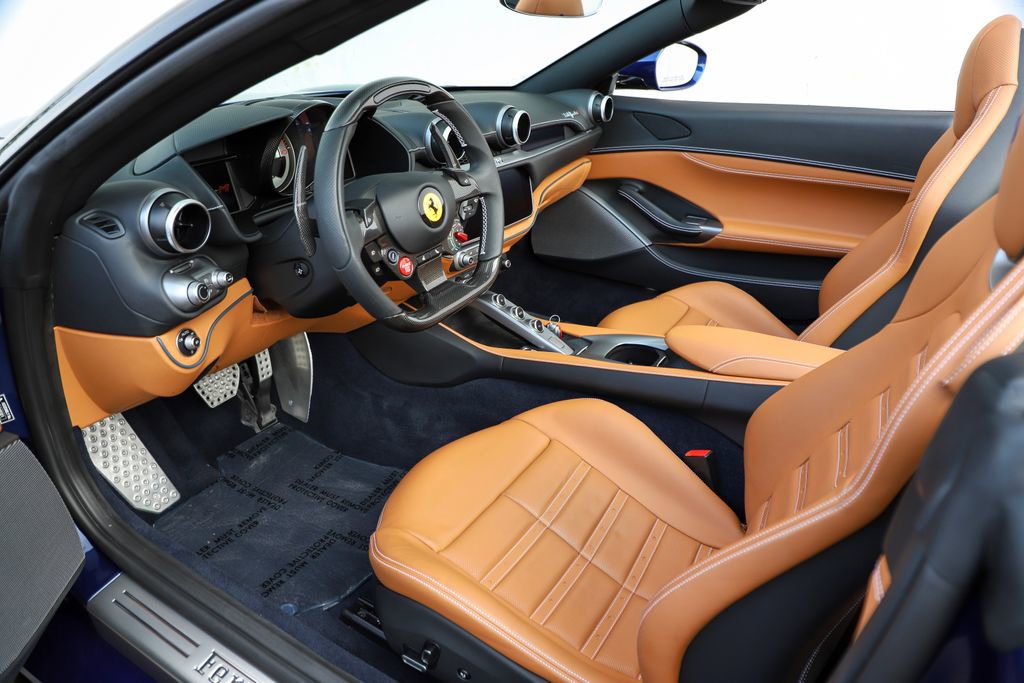 Certified 2023 Ferrari Portofino M image 9