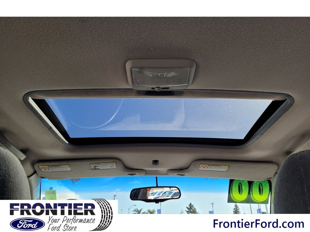 Used 2000 Isuzu Rodeo LS image 12