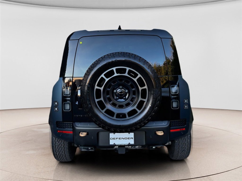 New 2026 Land Rover Defender 110 OCTA image 6