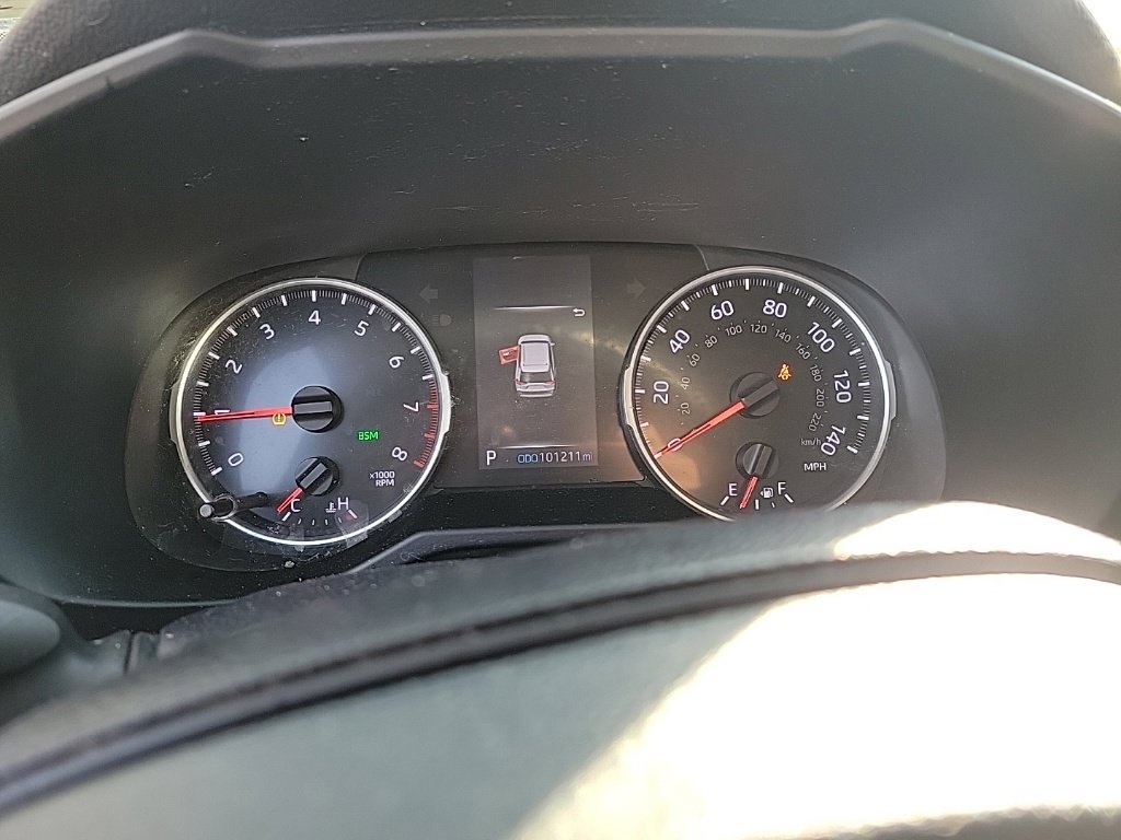 Used 2019 Toyota RAV4 LE w/ All Weather Liner Package AWD/4WD image 11