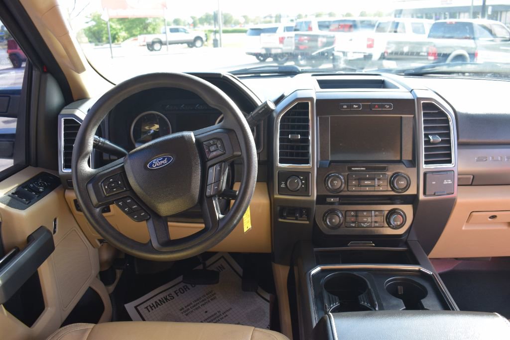 Used 2017 Ford F250 XLT w/ XLT Premium Package AWD/4WD image 15