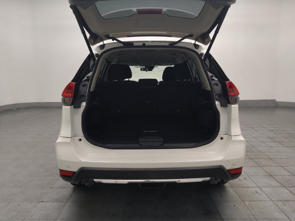 Used 2020 Nissan Rogue SV FWD image 29