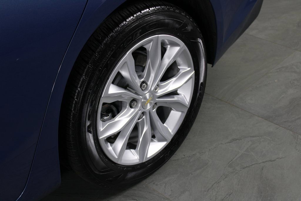 Used 2024 Chevrolet Malibu LT image 9