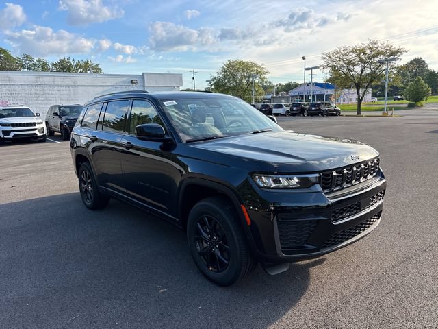 New 2027 Jeep Grand Cherokee L 4WD image 2