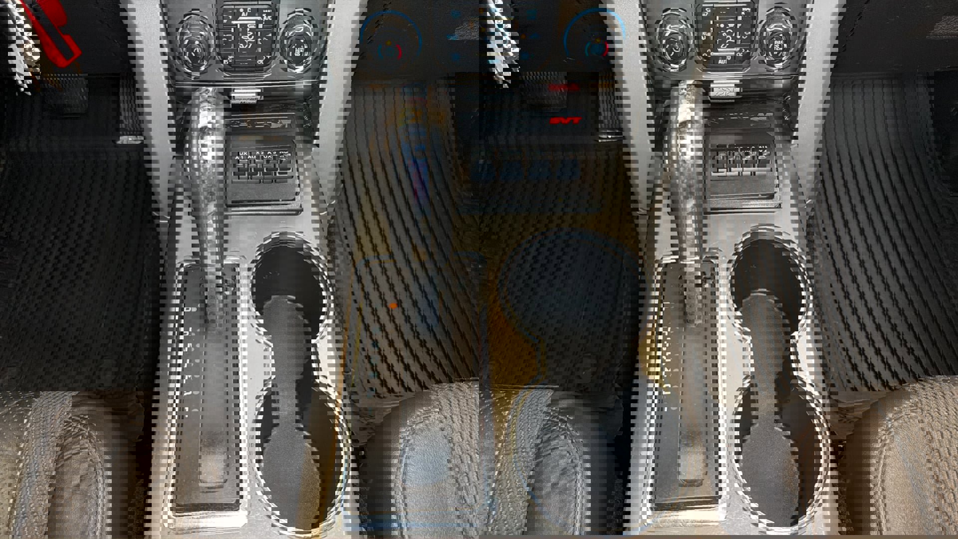 Used 2014 Ford F150 Raptor w/ Equipment Group 801A Luxury image 25