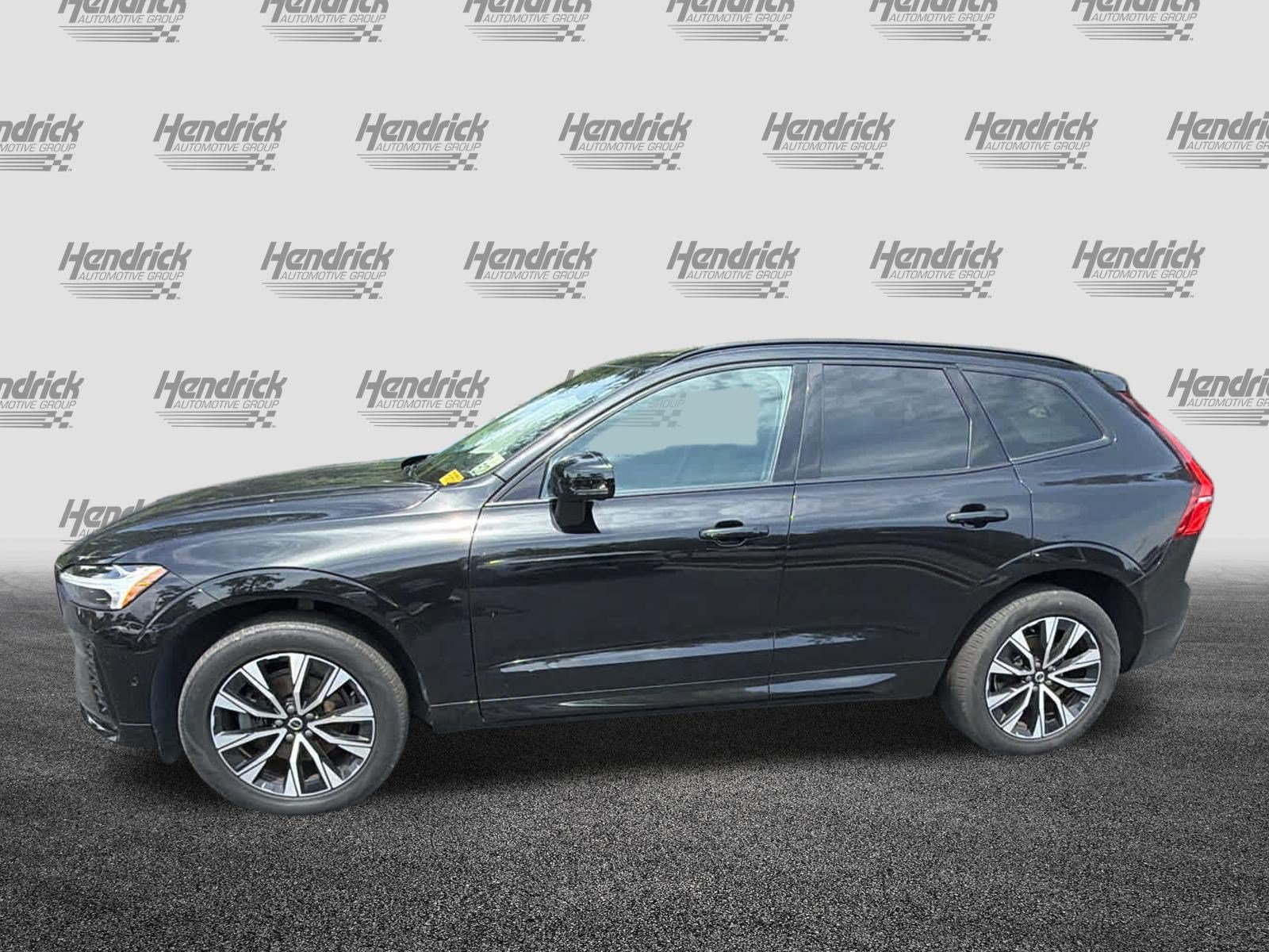 Used 2024 Volvo XC60 B5 Plus w/ Protection Package Premier AWD/4WD image 8