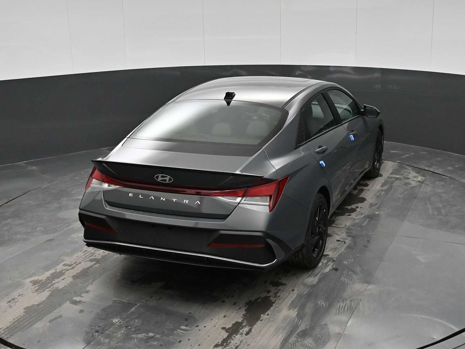 New 2026 Hyundai Elantra SEL Sport FWD image 28