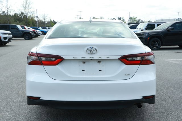 Used 2024 Toyota Camry LE FWD image 7