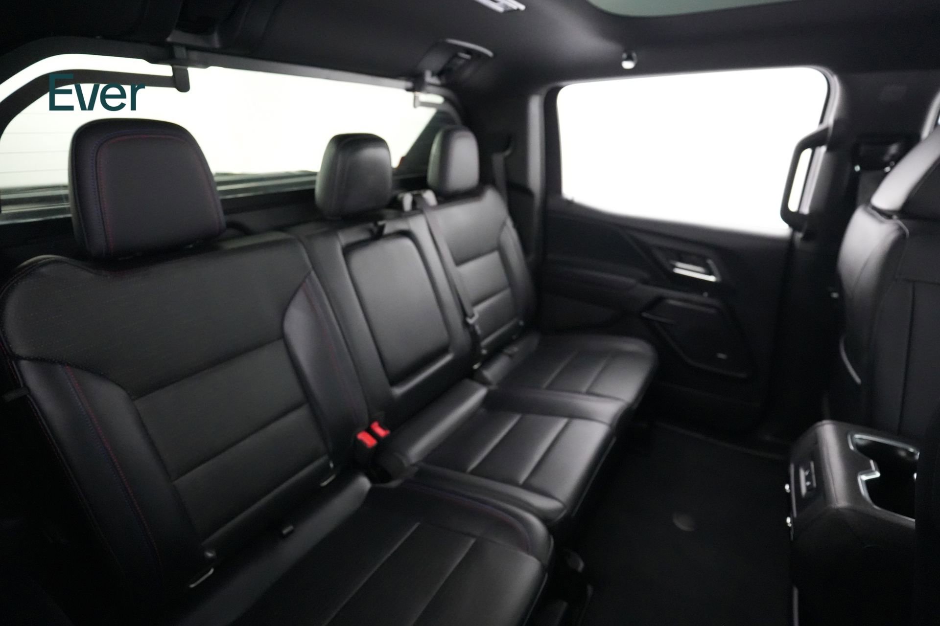 Used 2024 Chevrolet Silverado EV RST image 5