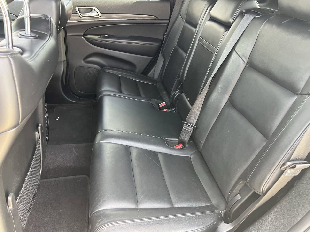 Used 2019 Jeep Grand Cherokee Limited RWD image 15