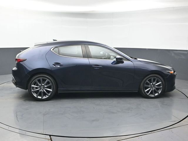 Used 2019 MAZDA MAZDA3 AWD Hatchback w/ Preferred Pkg image 6
