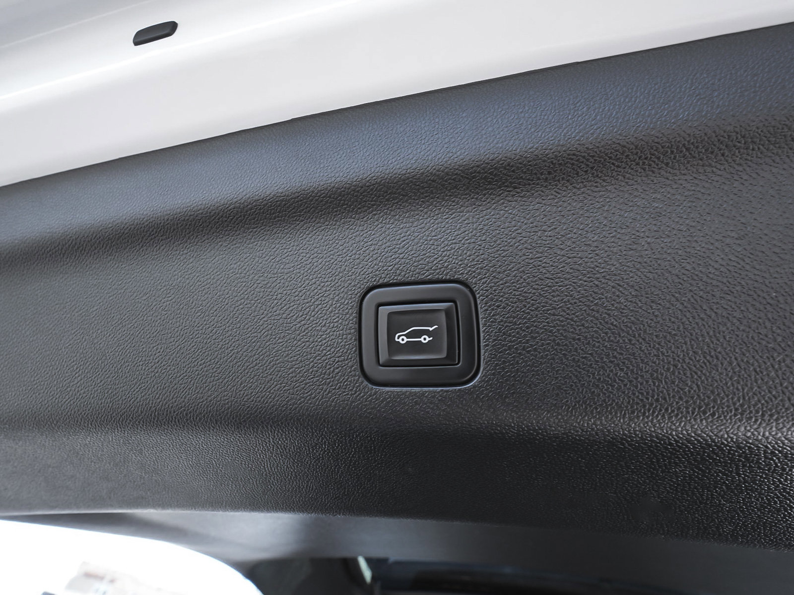 Used 2024 GMC Yukon SLT w/ SLT Luxury Package AWD/4WD image 49