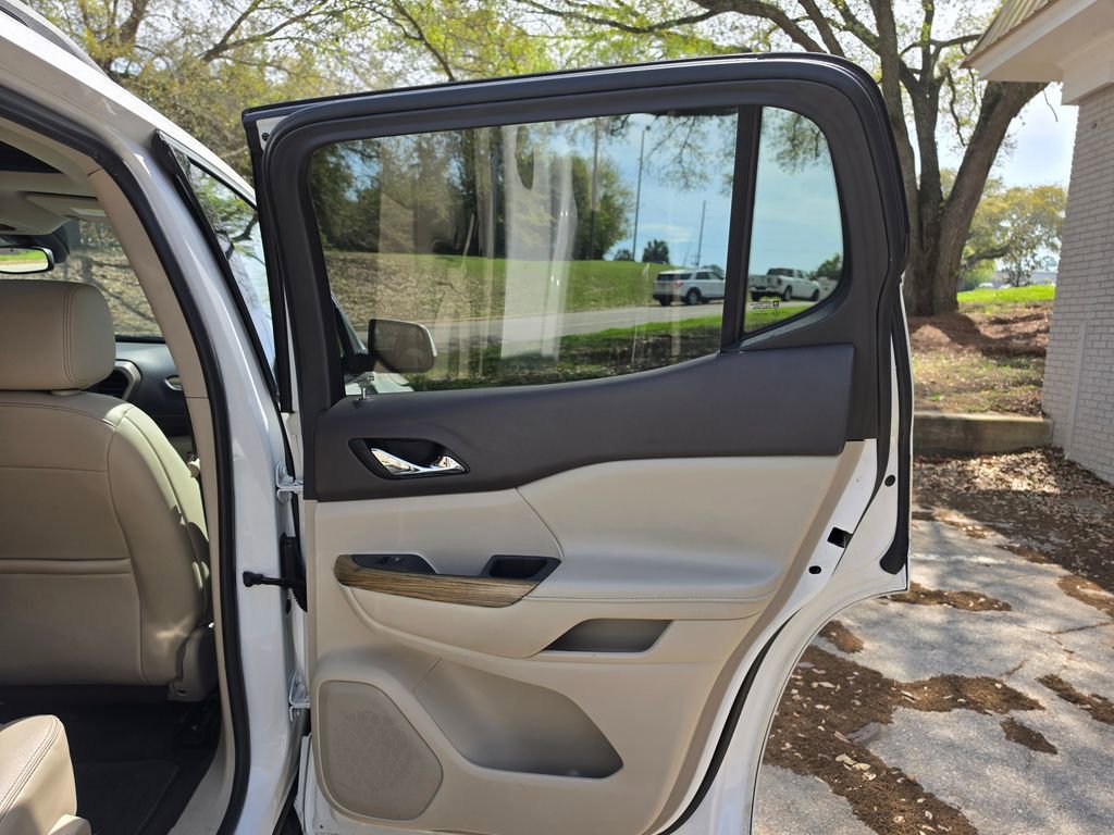 Used 2019 GMC Acadia Denali w/ Technology Package image 43