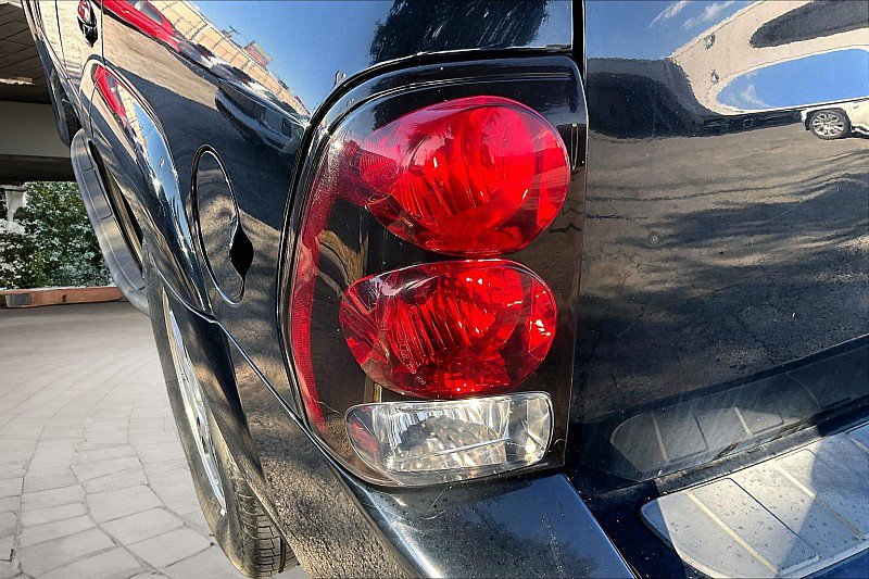 Used 2008 Chevrolet TrailBlazer LT w/ Sun And Sound Package RWD image 25