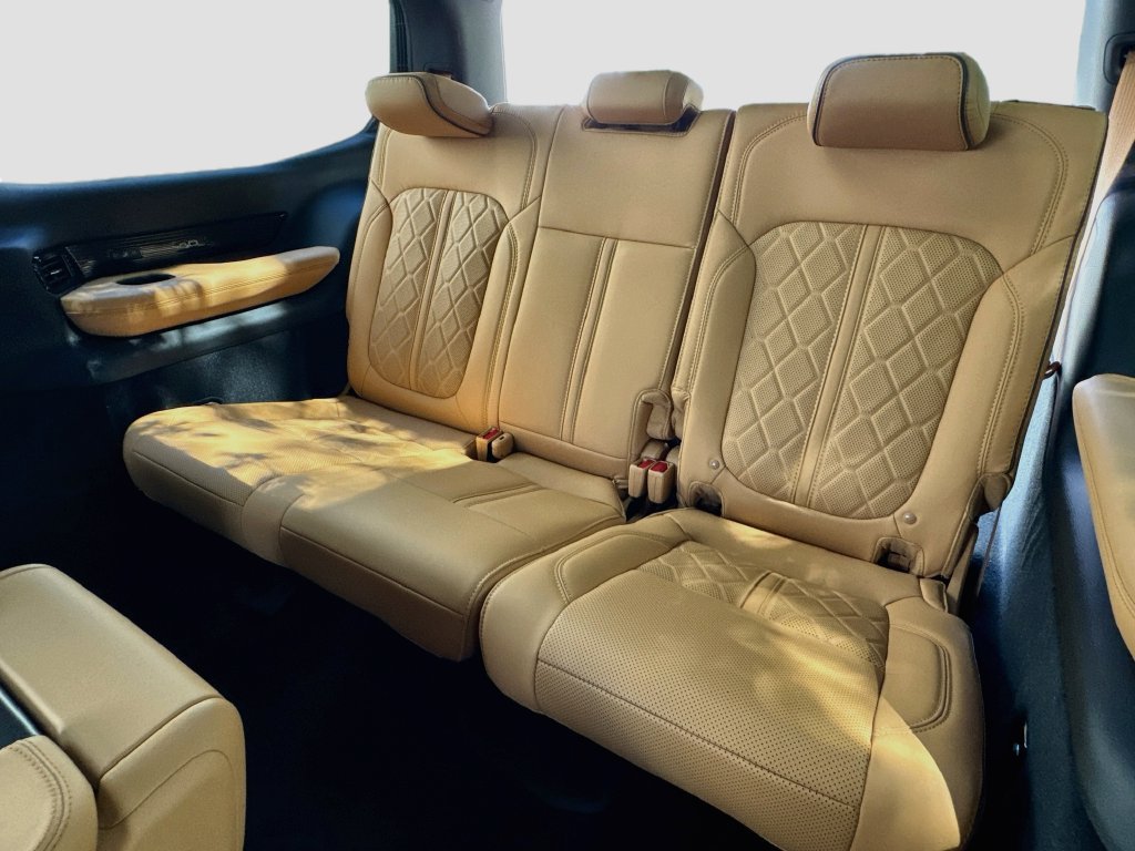 New 2026 Jeep Grand Wagoneer Summit AWD/4WD image 30