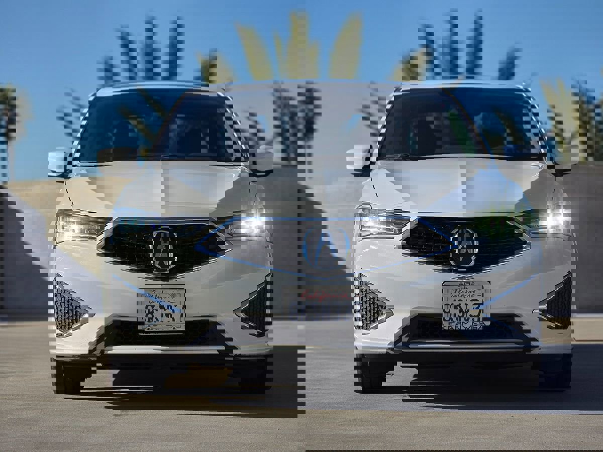 Used 2019 Acura ILX w/ Premium Package image 3