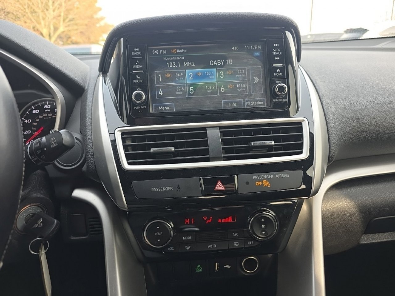 Used 2020 Mitsubishi Eclipse Cross ES image 27