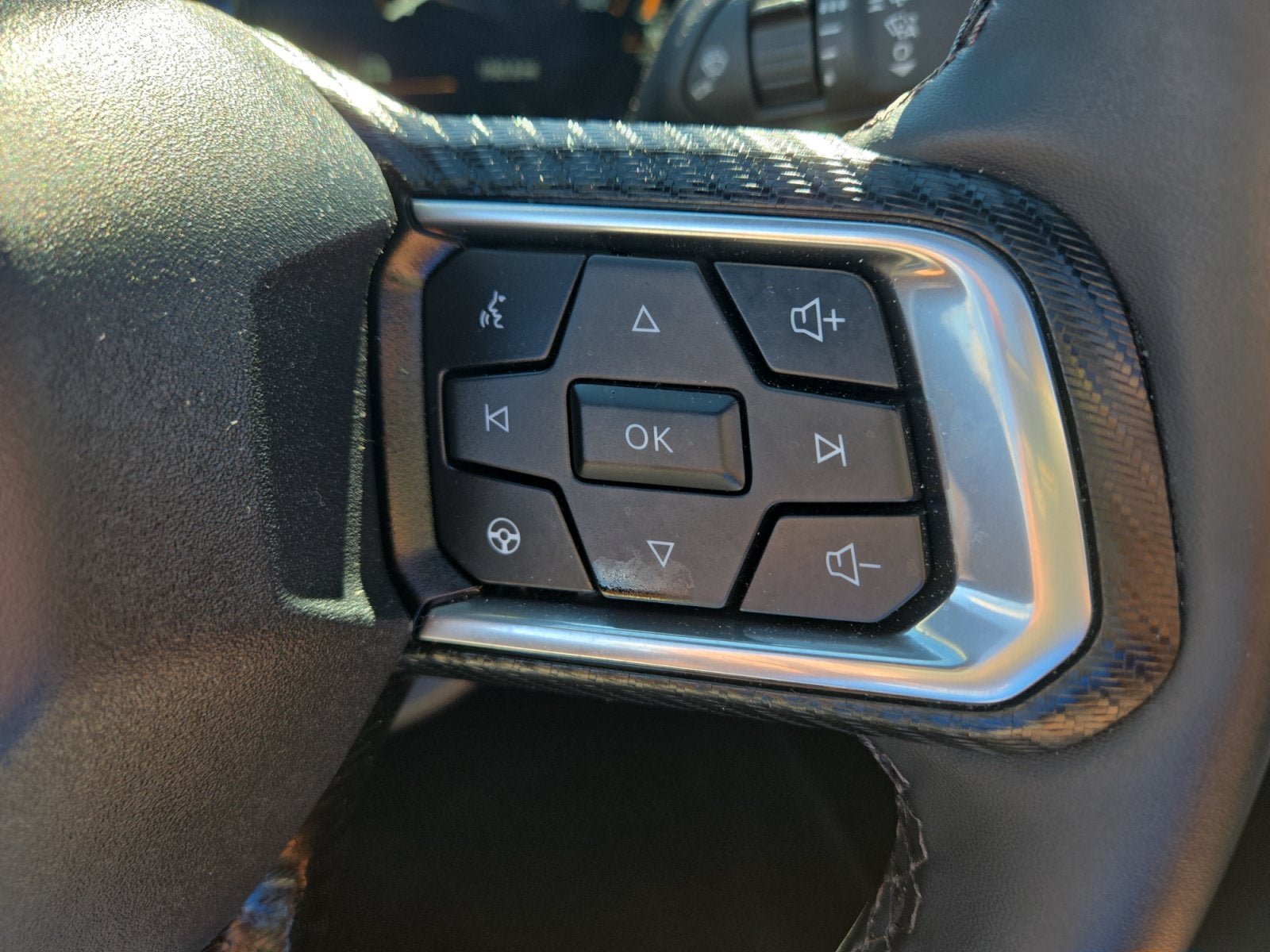 Used 2025 Ford Mustang Convertible RWD image 15