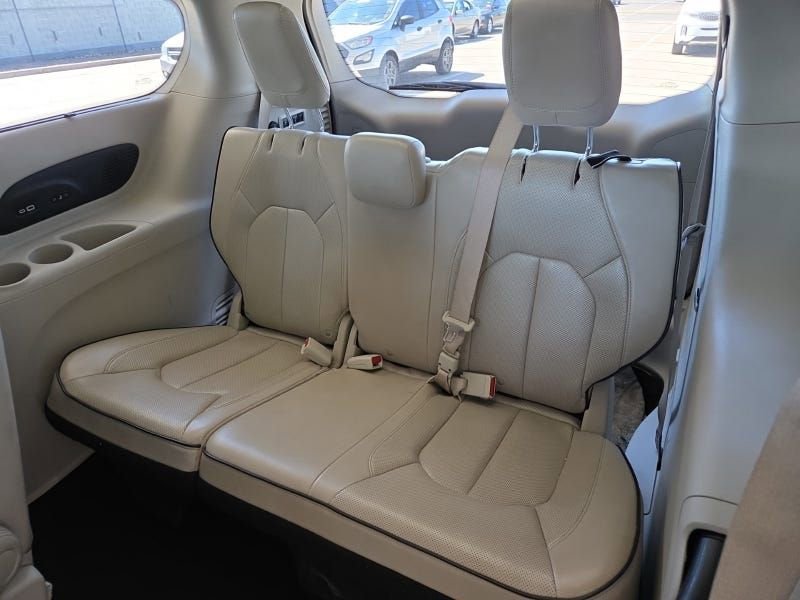 Used 2021 Chrysler Pacifica Limited w/ Premium & Safety Sphere Group AWD/4WD image 14