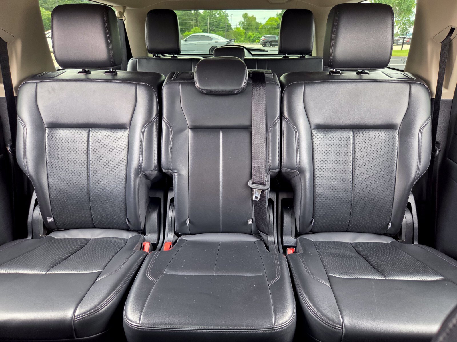 Used 2024 Ford Expedition Max XLT AWD/4WD image 10