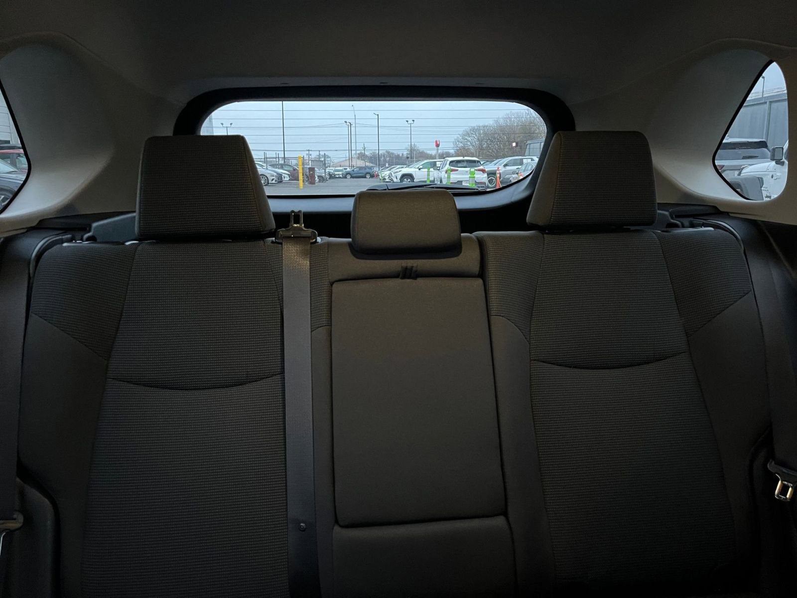 Used 2025 Toyota RAV4 LE image 37