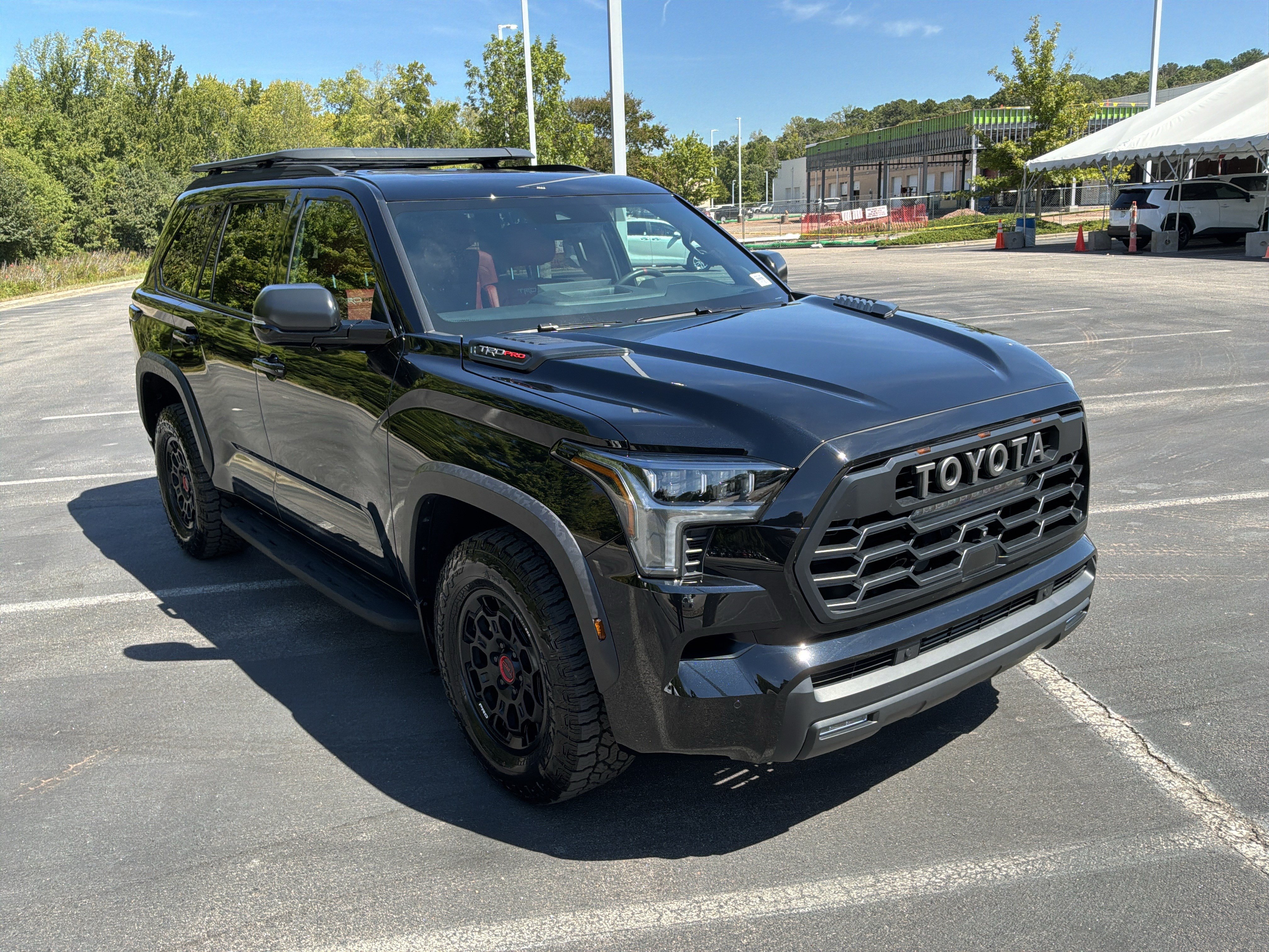 Used 2025 Toyota Sequoia TRD Pro AWD/4WD image 2