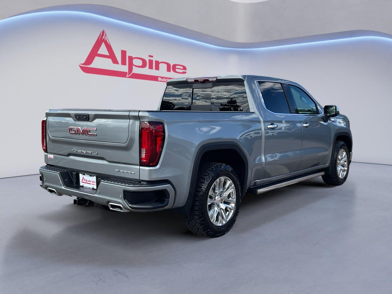 Certified 2023 GMC Sierra 1500 Denali w/ Technology Package AWD/4WD image 5