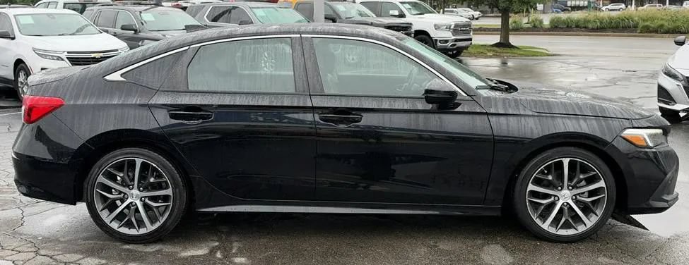 Used 2024 Honda Civic Touring image 8
