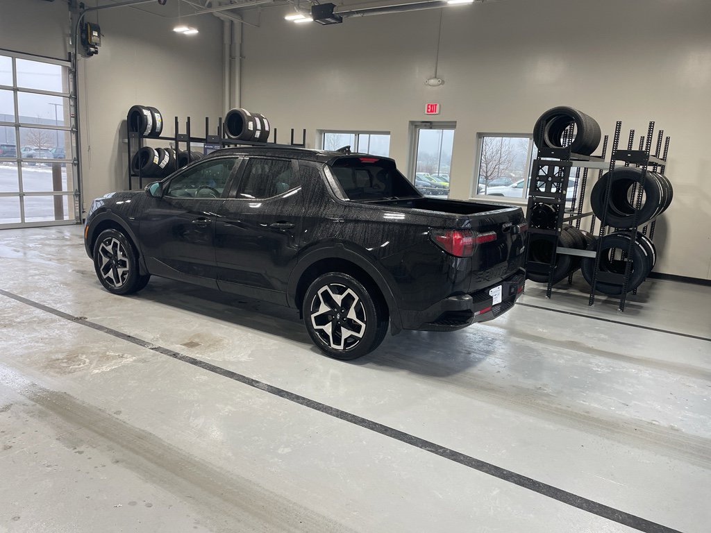 Used 2022 Hyundai Santa Cruz Limited image 4