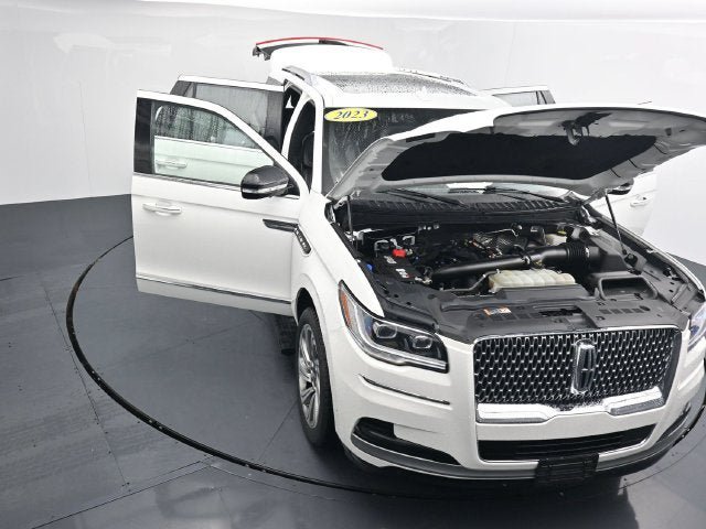 Used 2023 Lincoln Navigator Reserve AWD/4WD image 41