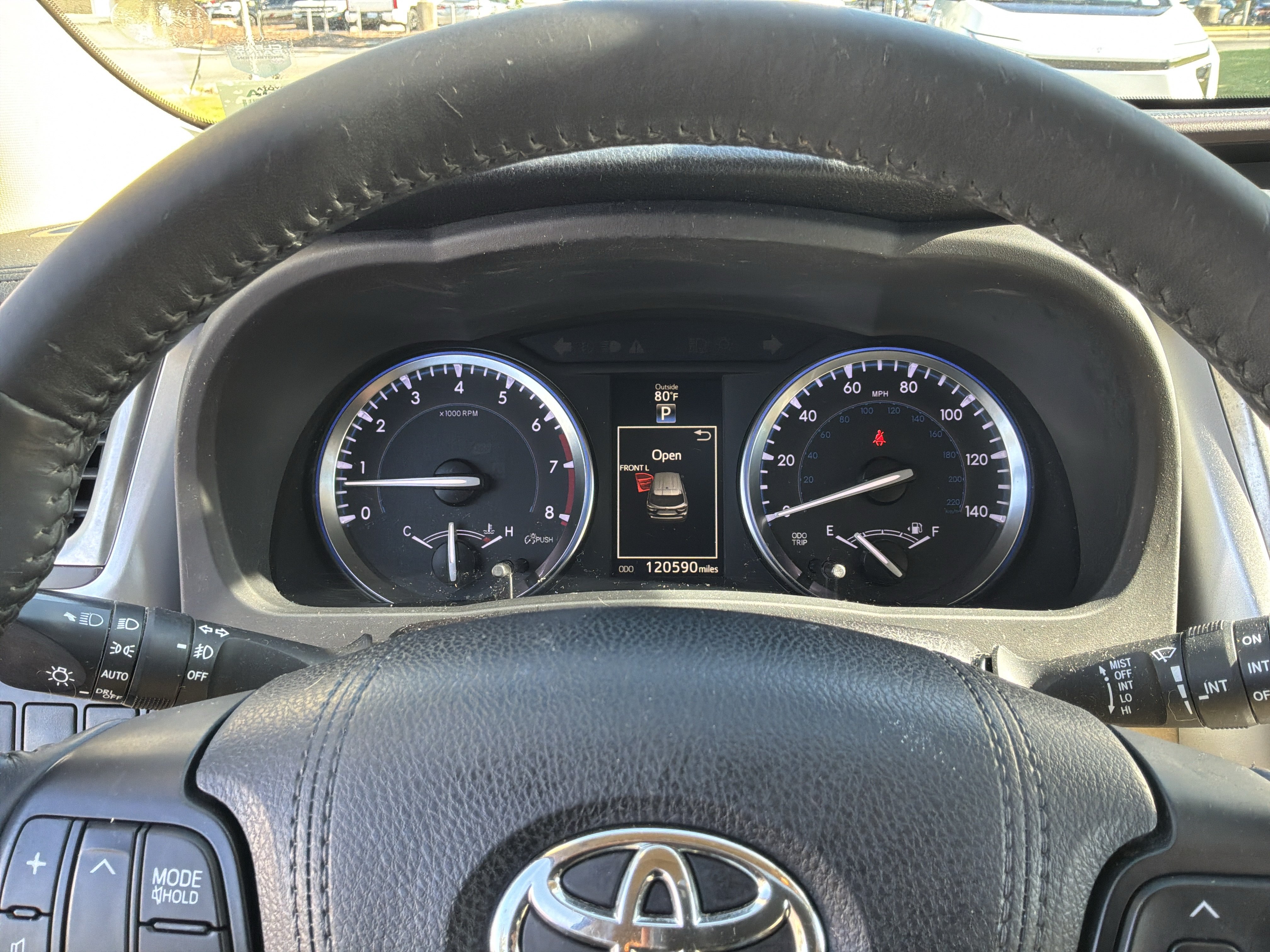 Used 2015 Toyota Highlander XLE AWD/4WD image 21