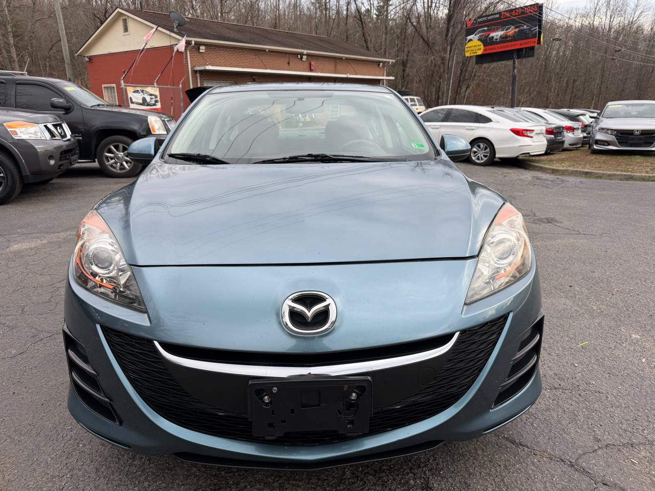 Used 2010 MAZDA MAZDA3 i Sport FWD image 2