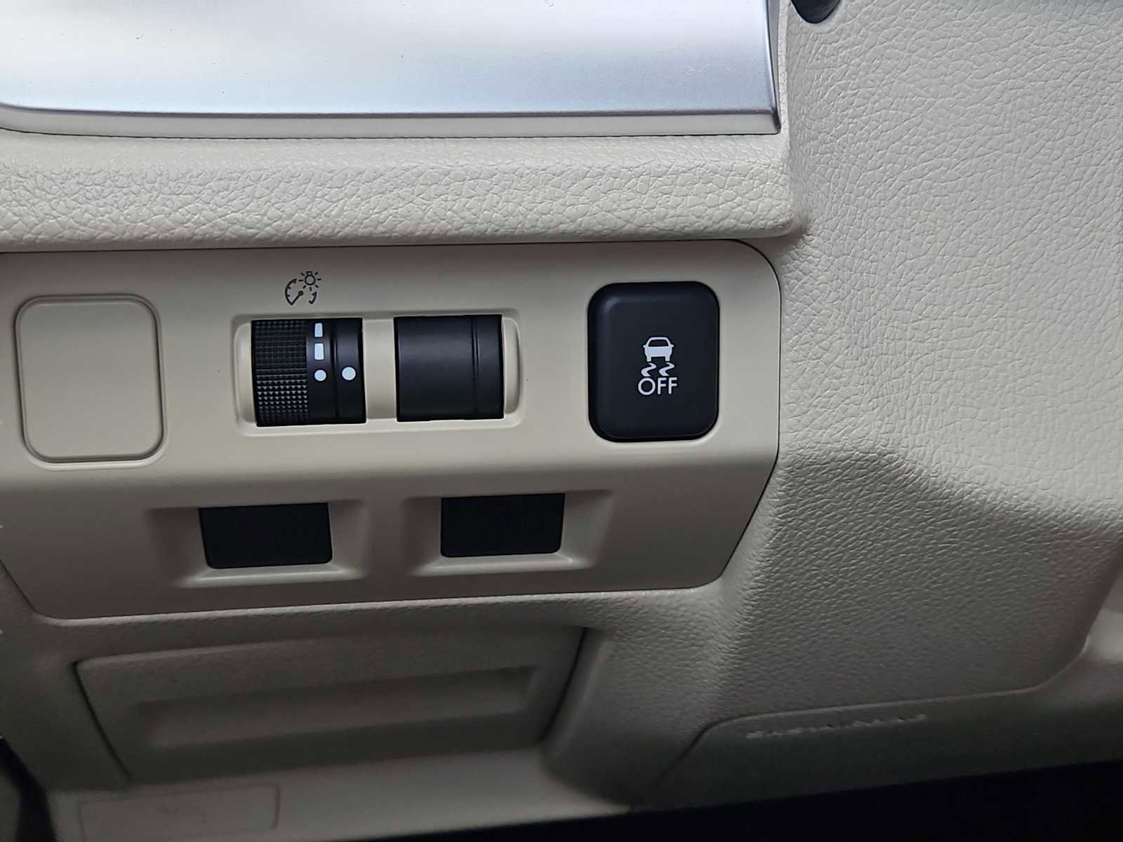 Used 2016 Subaru Impreza 2.0i image 16