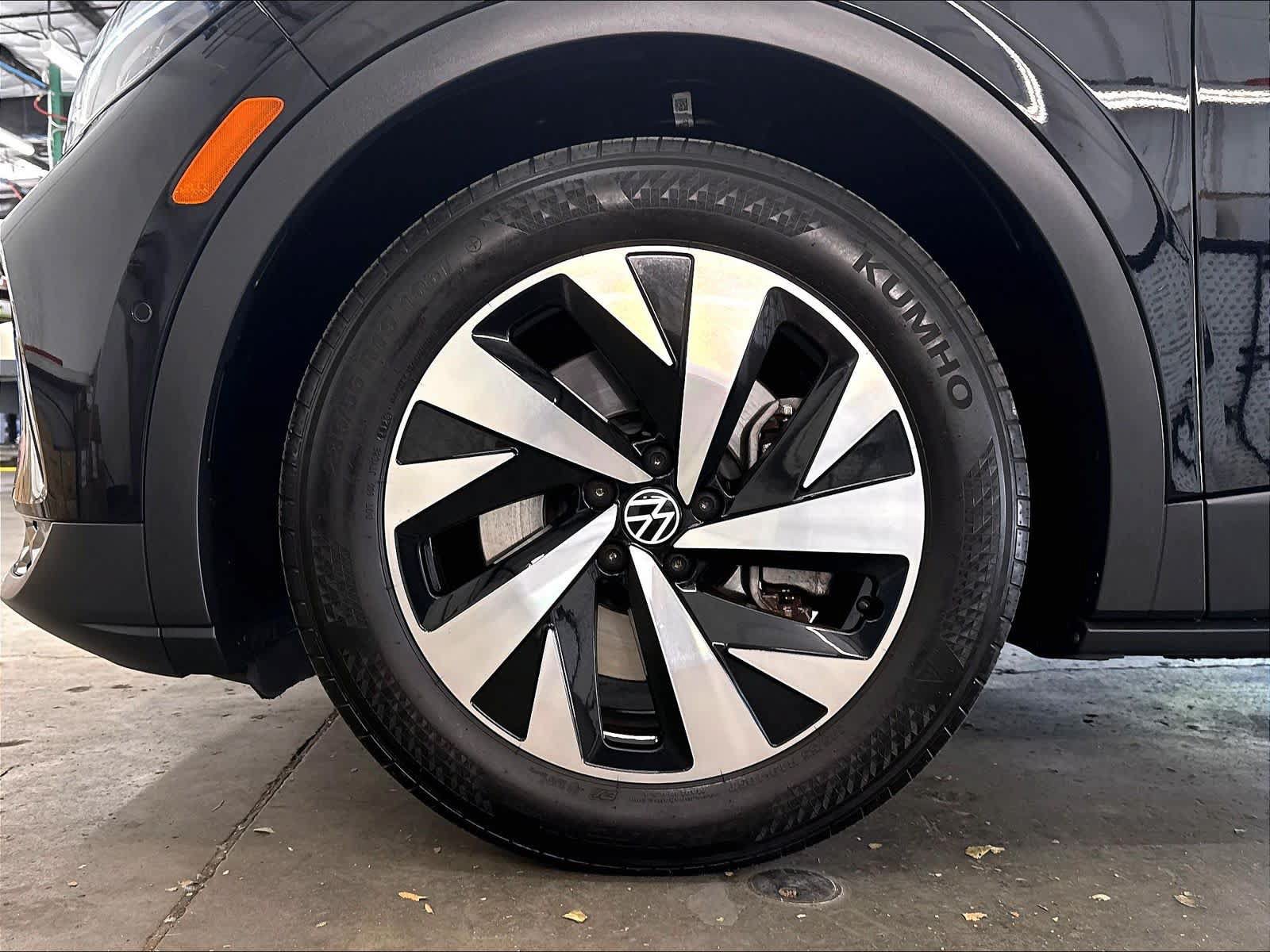 Used 2023 Volkswagen ID.4 Pro RWD image 35