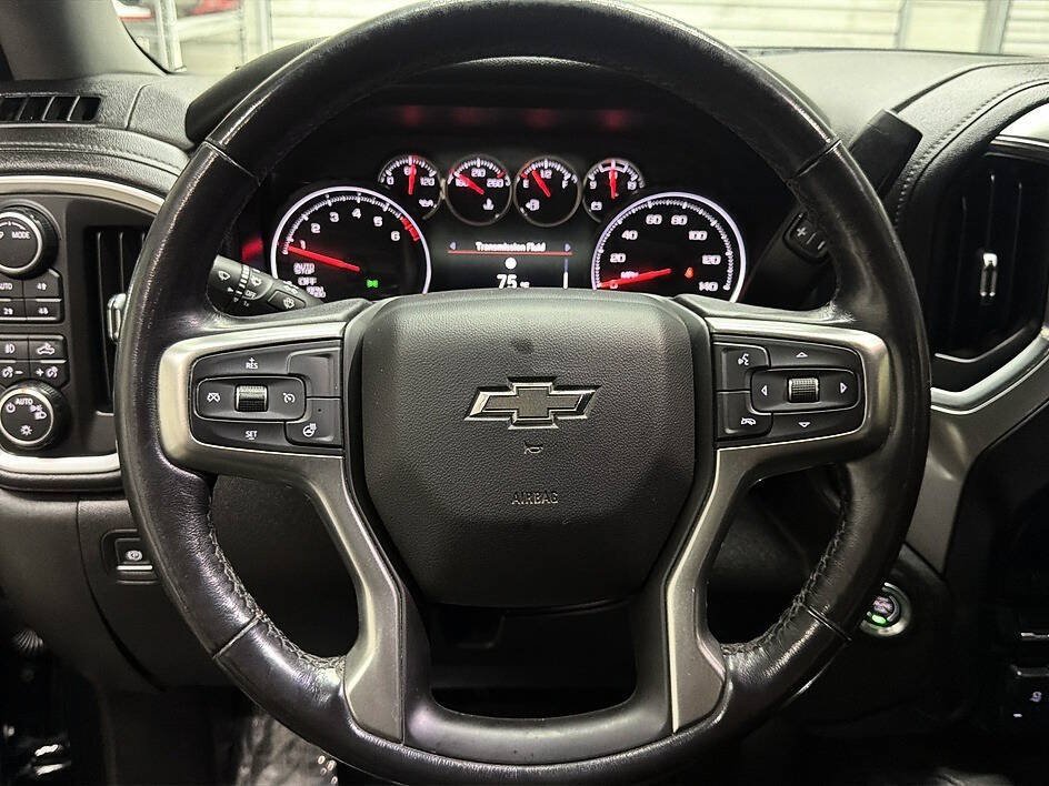 Used 2021 Chevrolet Silverado 1500 RST AWD/4WD image 5