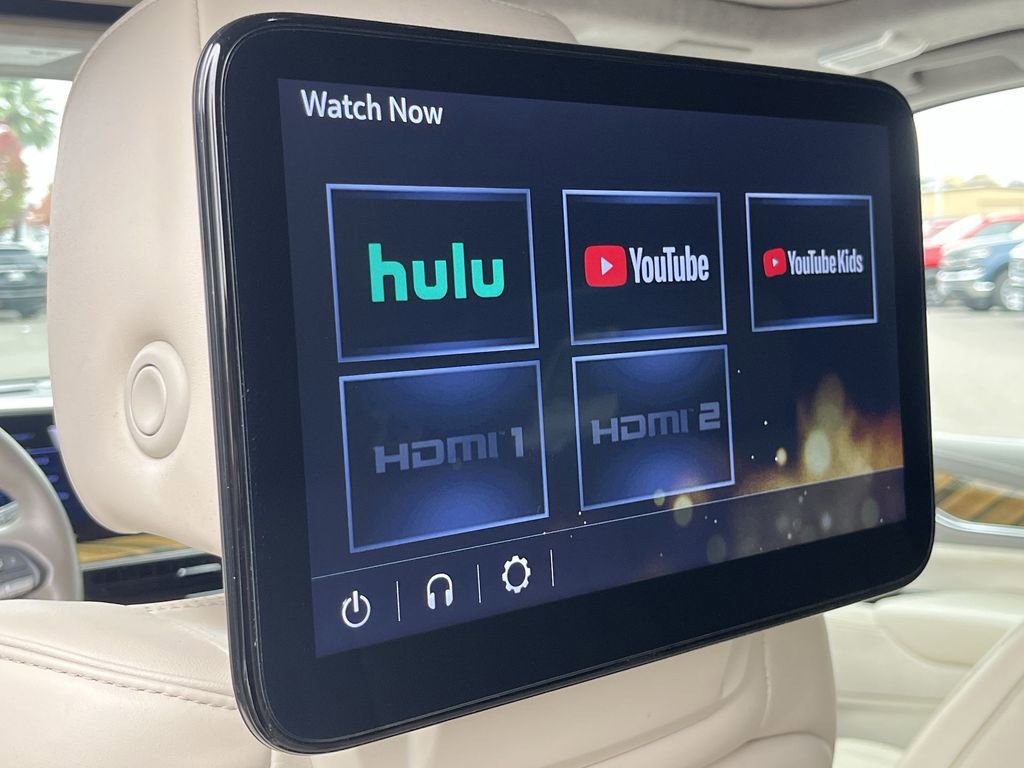 Used 2022 Cadillac Escalade ESV Premium Luxury Platinum w/ Heavy-Duty Trailer Package image 55