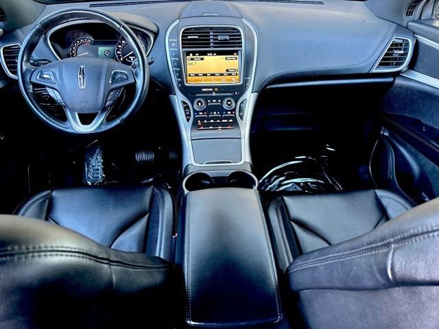 Used 2016 Lincoln MKX Premiere image 26