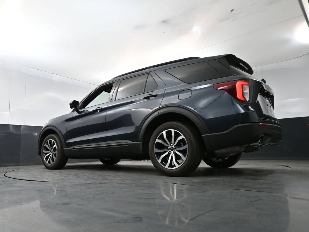 Used 2023 Ford Explorer ST-Line AWD/4WD image 21