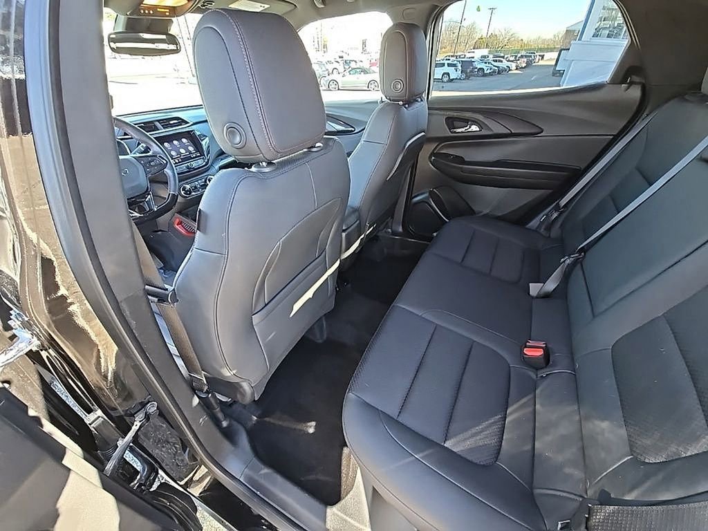 Used 2023 Chevrolet TrailBlazer RS w/ Convenience Package image 25