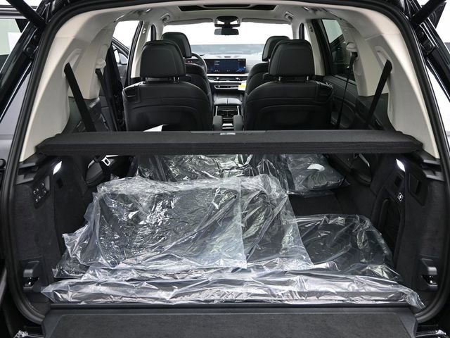 New 2026 BMW X7 xDrive40i image 19