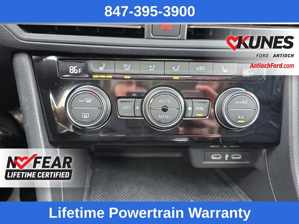 Used 2024 Volkswagen Jetta SE image 34
