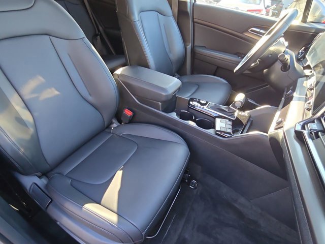 Used 2024 Kia Sportage EX image 11