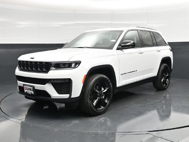 New 2027 Jeep Grand Cherokee Limited w/ Limited Altitude Package AWD/4WD image 5