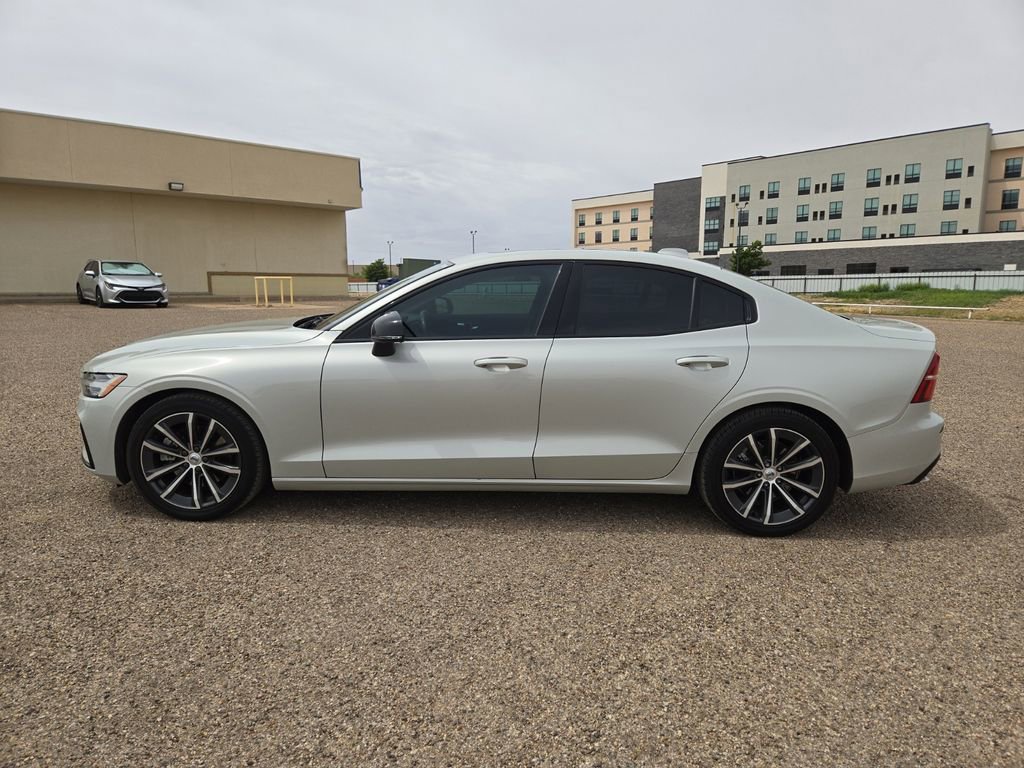 Used 2022 Volvo S60 B5 Inscription FWD image 3
